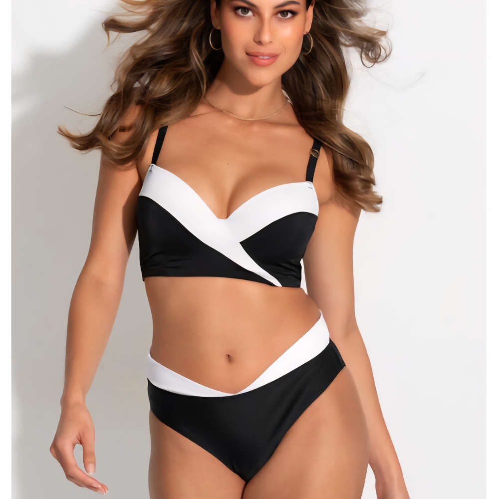 Fifth Avenue 32DD Top And Small Bottom